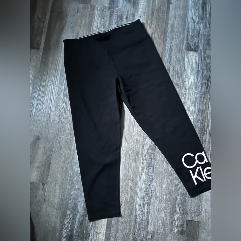 Women’s Calvin Klein capris